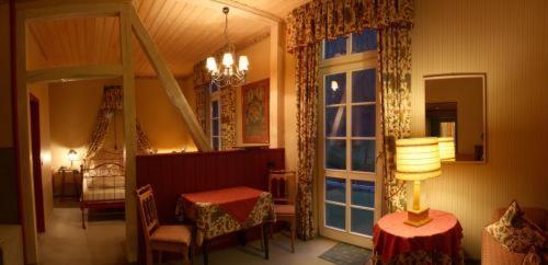 Landhotel Soderberg Bad Salzschlirf Buitenkant foto
